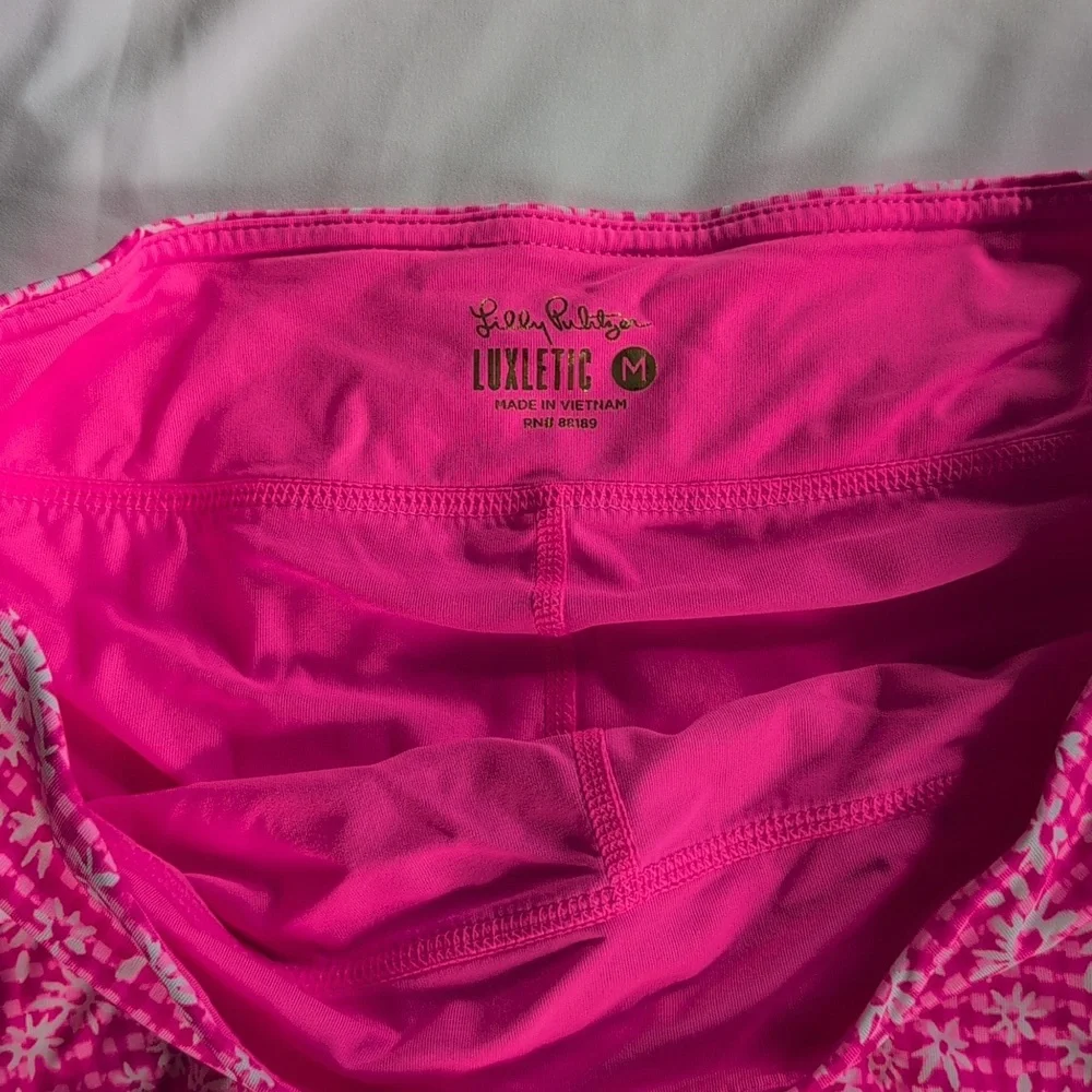 Lilly Pulitzer Corrine Luxletic skort. - Picture 2 of 7